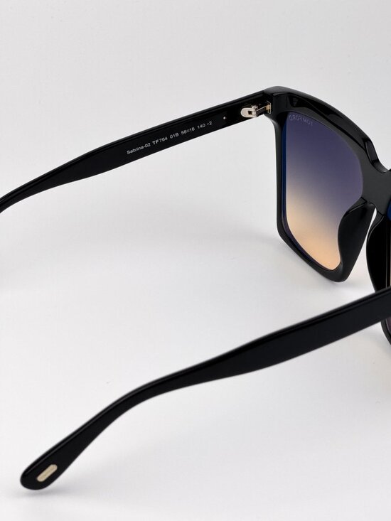 Tom Ford SABRINA-02 Women Sunglasses Black Gradient Oversized Square FT0764 01B main image 6